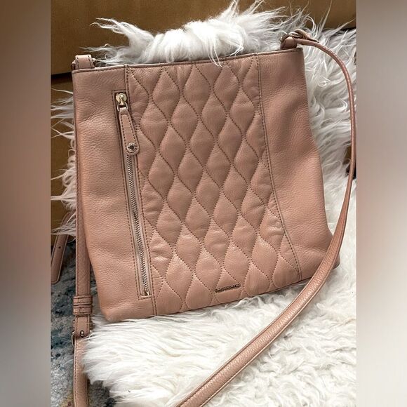 Vera Bradley Blush Quilted Crossbody Handbag - Picture 1 of 10